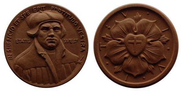 Германия Медаль Мартин Лютер (керамика, диаметр 43 мм), цена 5.5-7 евро