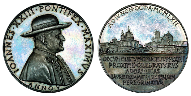 Ватикан Медаль Паломничество папы Иоанна XIII в Лорето и Ассизи 1962 (серебро, диаметр 44 мм), цена 24-30 евро
