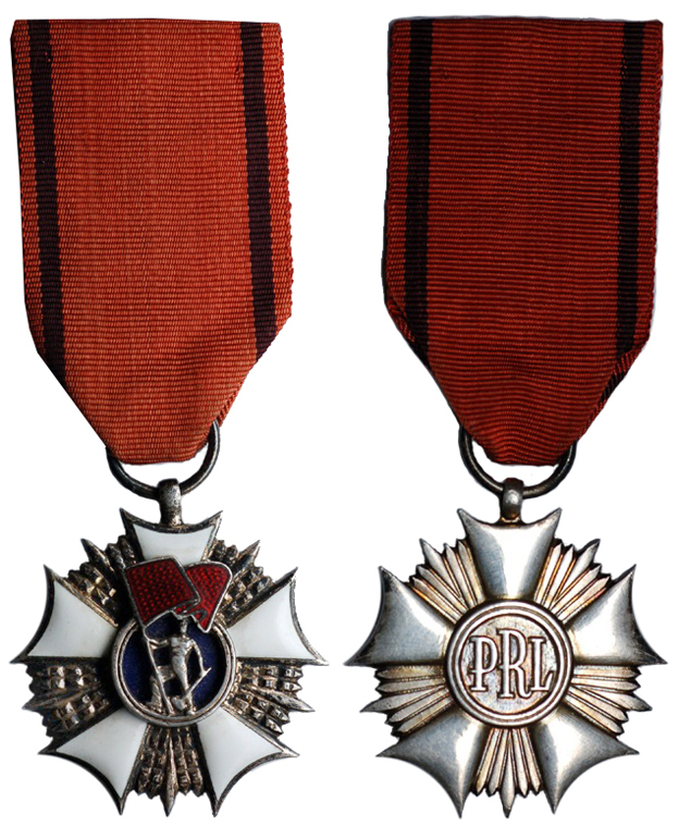 Польша Орден Знамя труда (эмаль, металл с серебрением, диаметр 43 мм), цена 6-7.5 евро